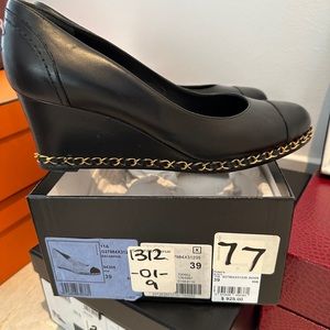 Chanel Black Chain Pump 39